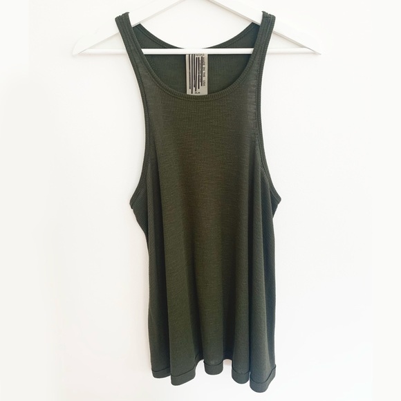 3/$25 FREE PEOPLE Ribbed Tank - Medium - Picture 1 of 3